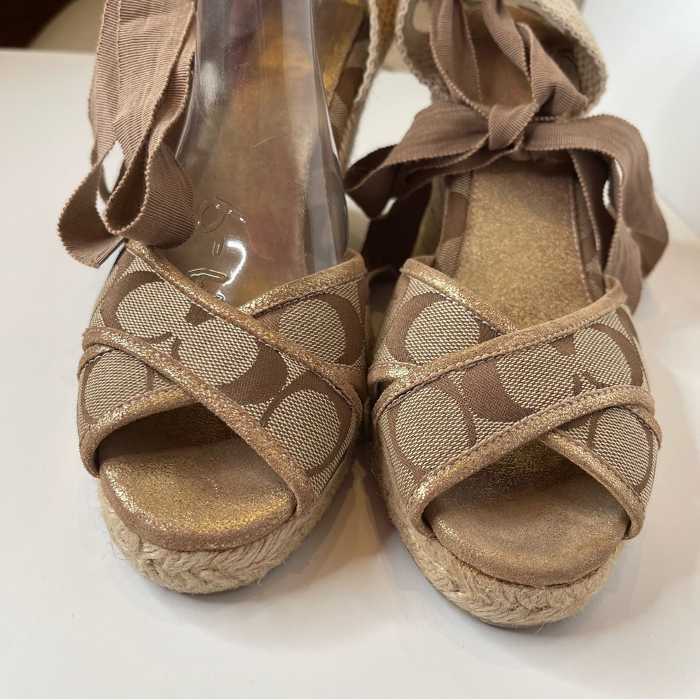 Coach wedges in neutral color. Brown lace up Sandals Sz 9 - Picture 11 of 11